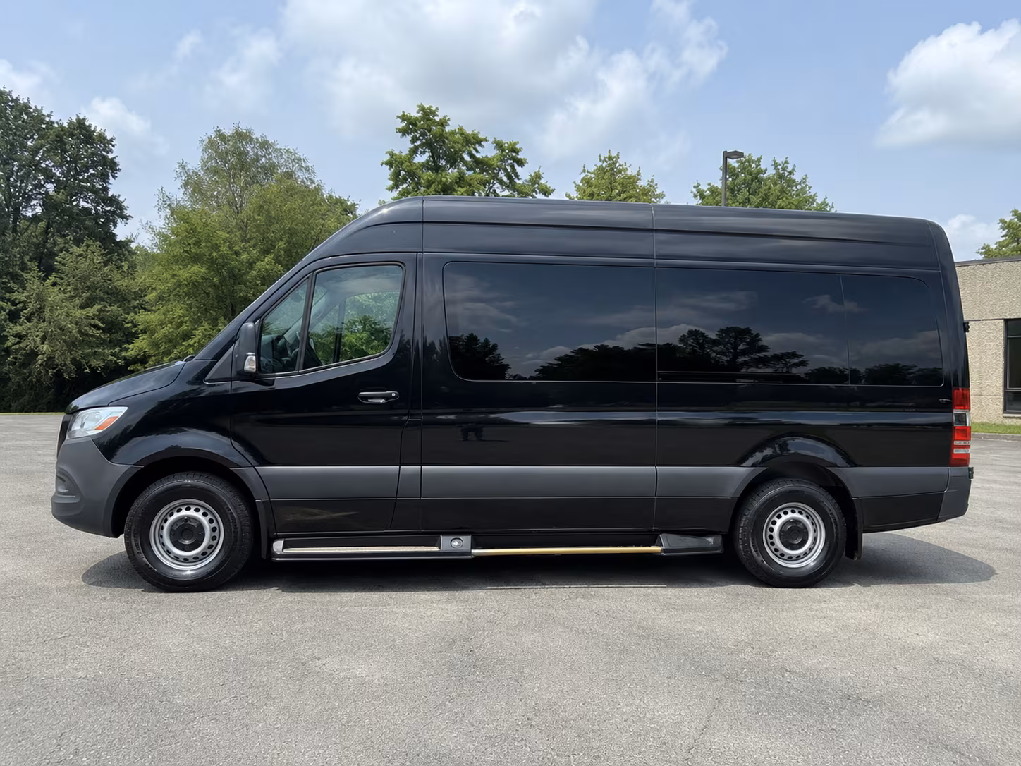 East Los Angeles School Event & Field Trip Transportation